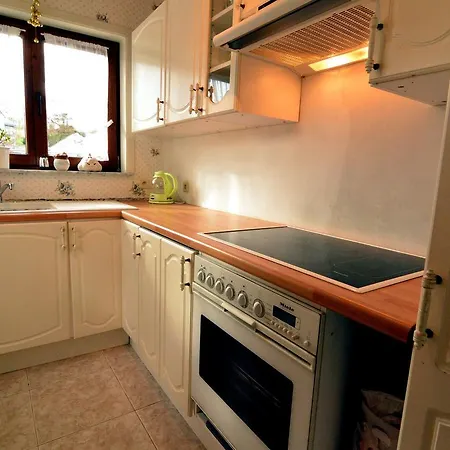 Holiday home Myrthe *